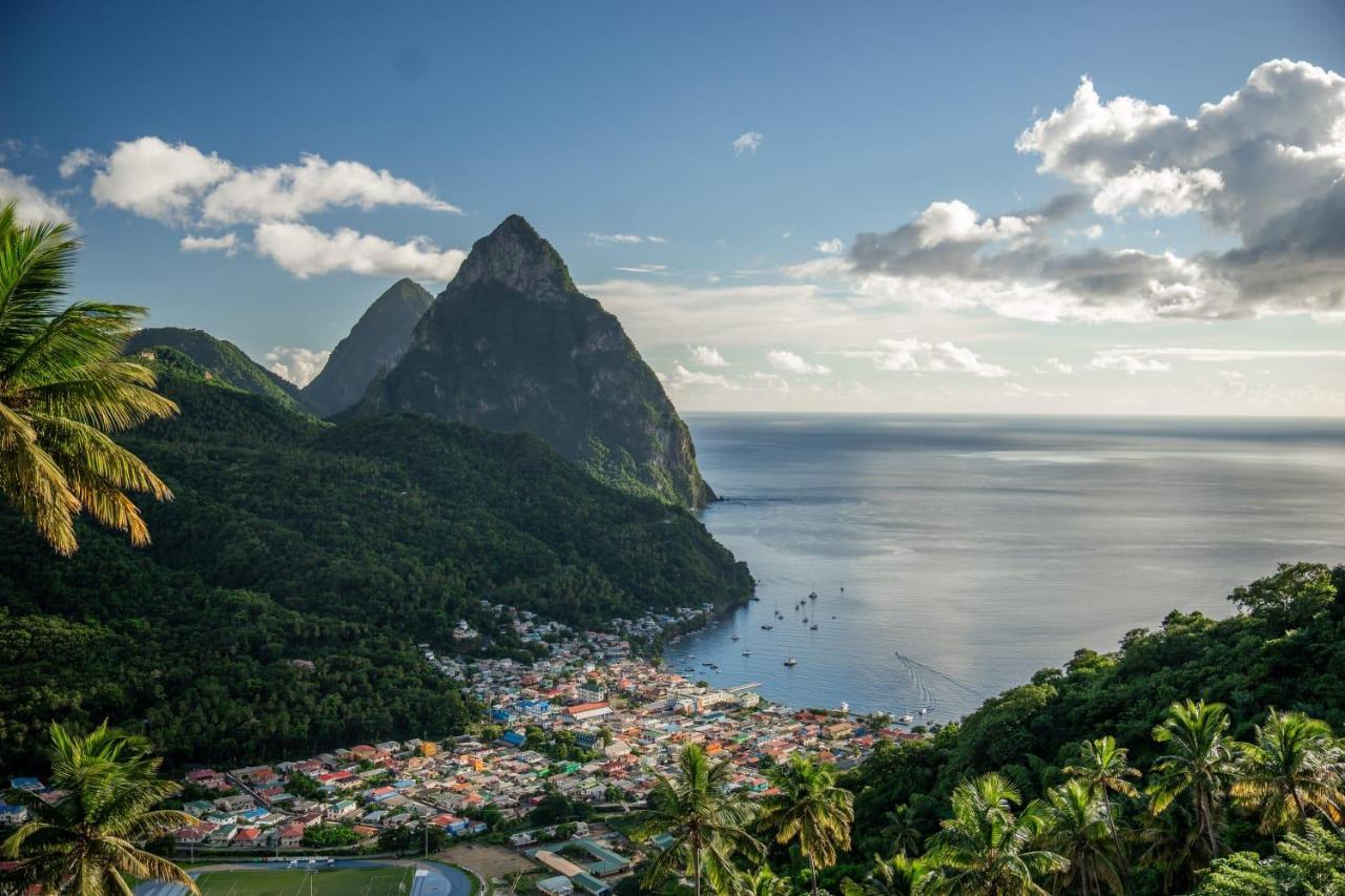 Majestic Ridge Villas Soufriere Exterior photo