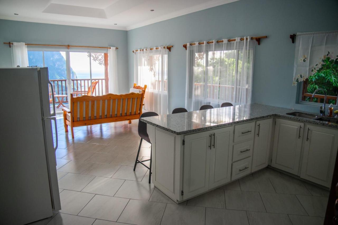 Majestic Ridge Villas Soufriere Exterior photo